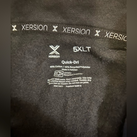 Xersion Big and Tall 1/4 Zip Fleece Pull Over - Black - with Pockets - Picture 2 of 3